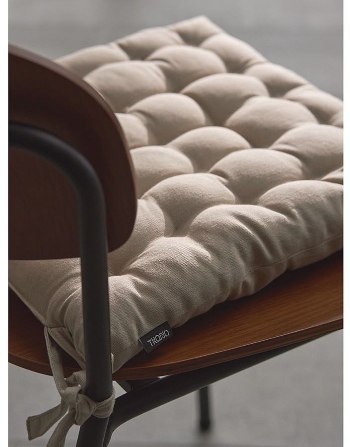 Подушка на стул из хлопка бежевого цвета из коллекции essential, 35х35 см (77446)