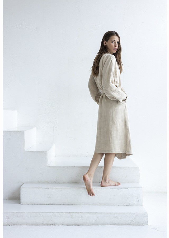 Халат из многослойного муслина бежевого цвета из коллекции essential, размер l (75390)