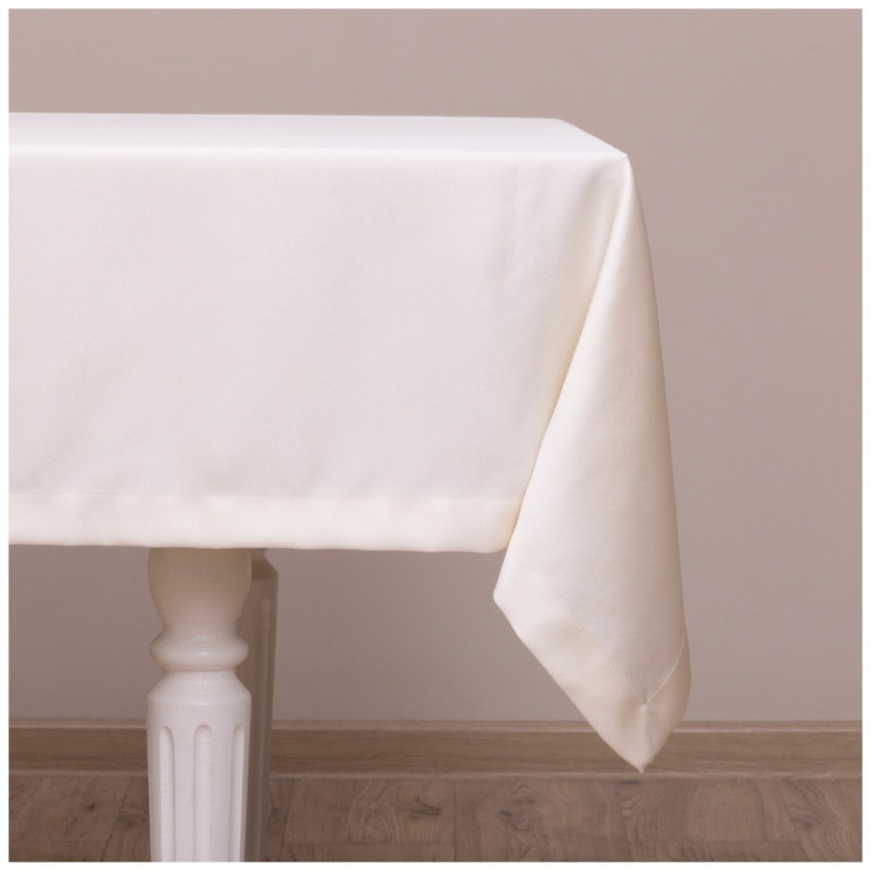 Скатерть сатин шампань 140х140 евроуголок 100% полиэстер SANTALINO (850-907-1)