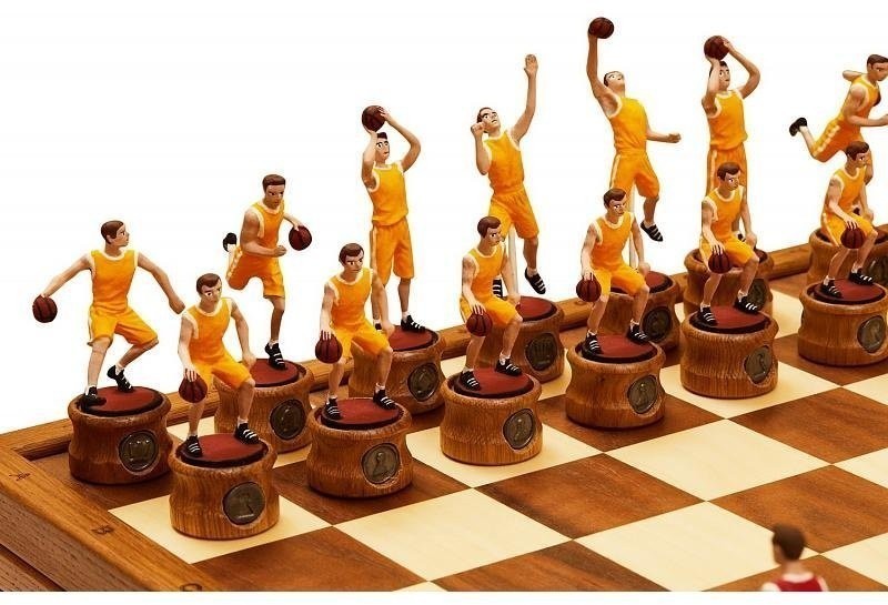 Шахматы "Баскетбол" 50*50 мореный дуб (29974)