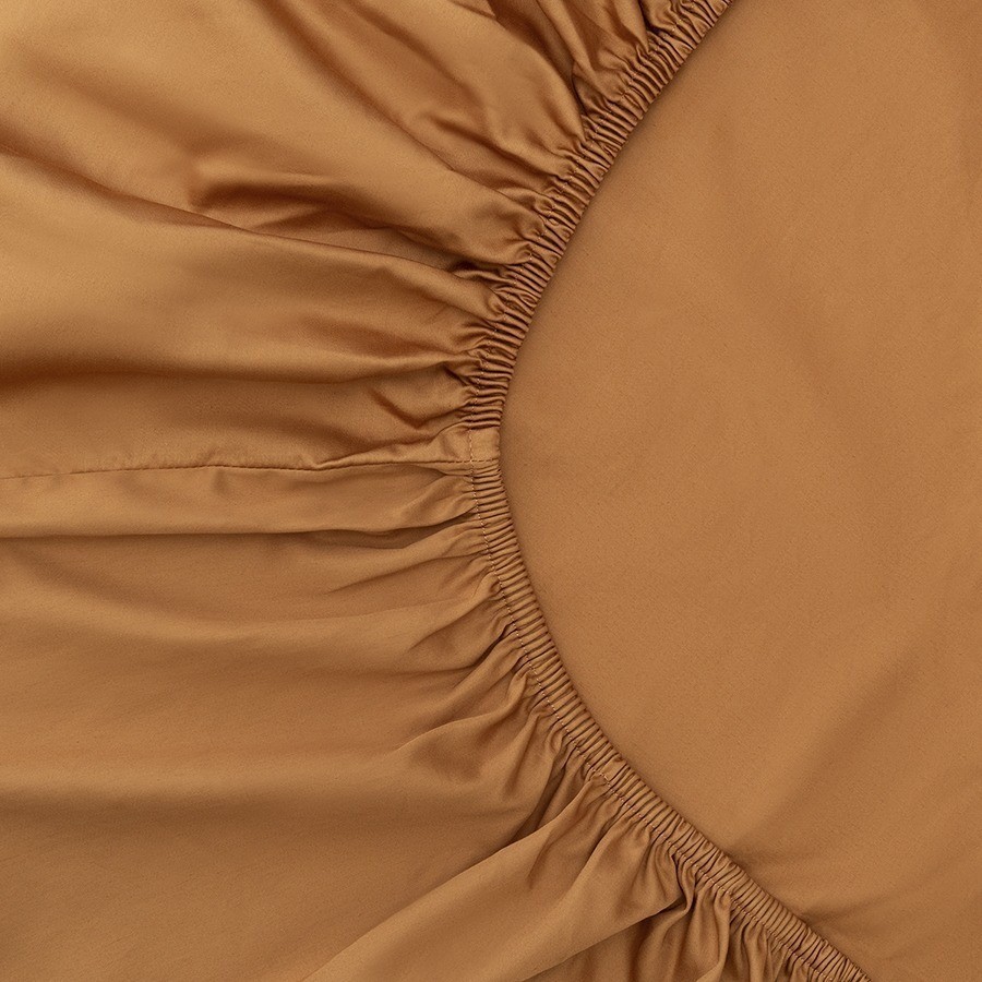 Простыня на резинке из сатина из коллекции meditation, caramel, 180х200х30 см (77756)