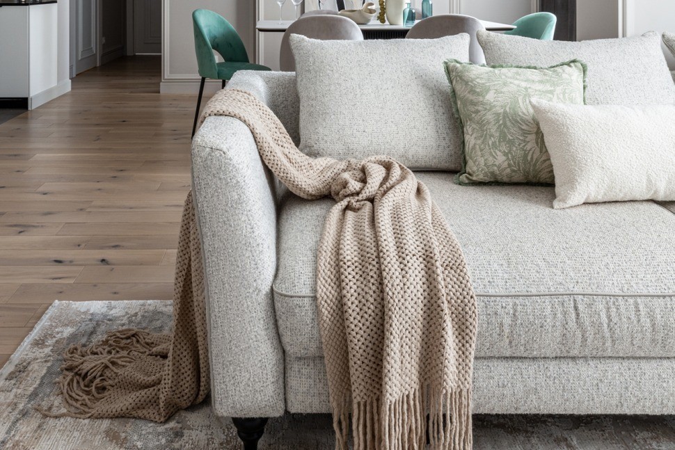 Диван Sorrento(K) 230M трехм.раск c кантом,рогожка св.беж Santo1902-SECRU+Nev83 230*101*86 (TT-00012904)