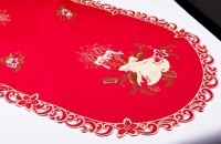 Салфетка &quot;колокольчики на красном&quot; овал 60*120 см SANTALINO (829-139)