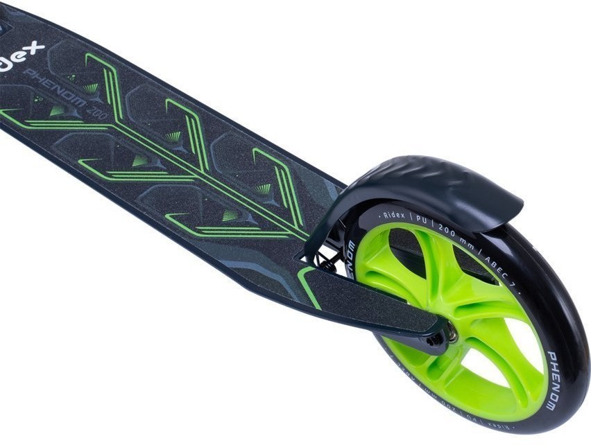 Самокат 2-колесный Phenom 200 мм, зеленый (2022794)