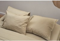 Простыня на резинке из стираного перкаля бежево-серого цвета из коллекции essential, 160х200х30 см (77759)