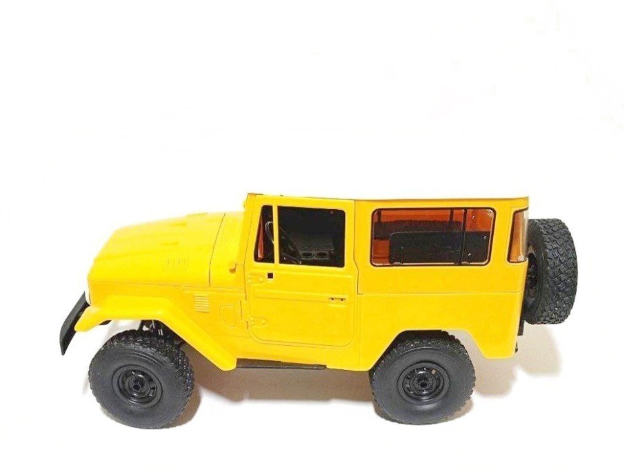 Радиоуправляемый внедорожник WPL Toyota FJ40 желтый 4WD масштаб 1:16 2.4G (WPLC-34-YELLOW)