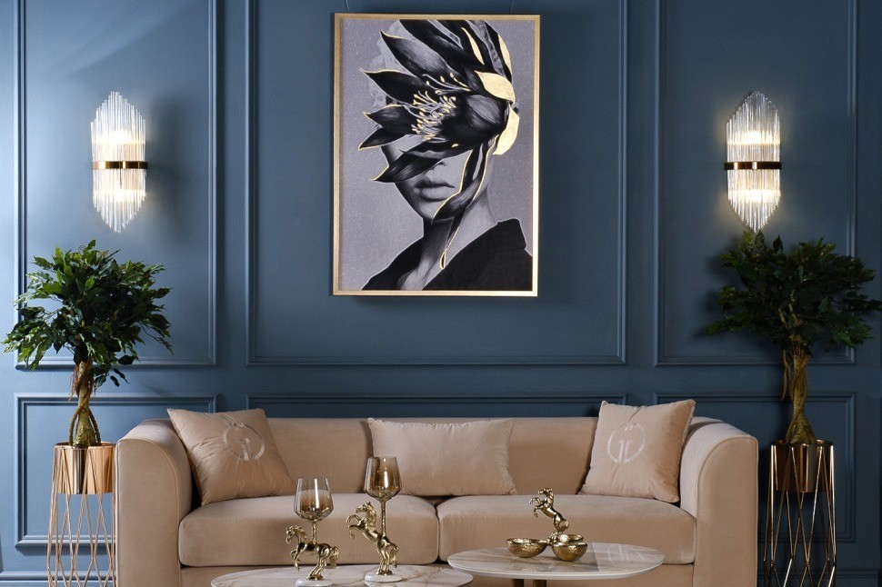 Холст "Девушка с цветами-1" 110*80 см, багет золото, зол.поталь (TT-00012747)