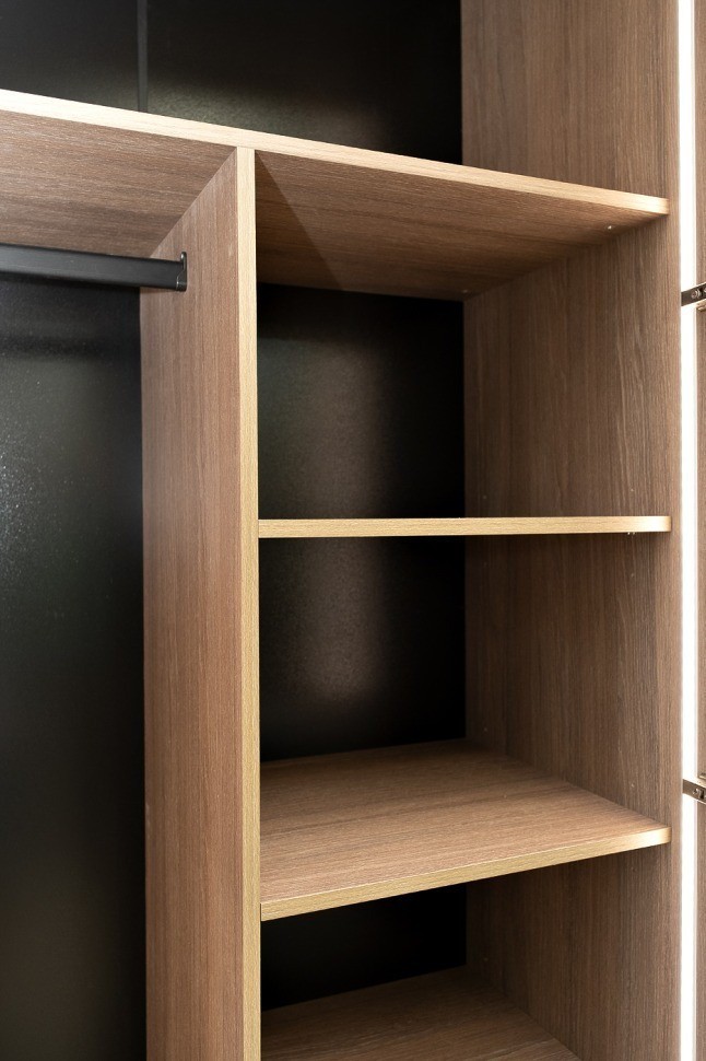 GD-10013/1-3 Шкаф Alto двухд c полками, цвет дуб Урбан Кофейный, дверцы стекло(тонир) 100*57*228.5см (TT-00014200)