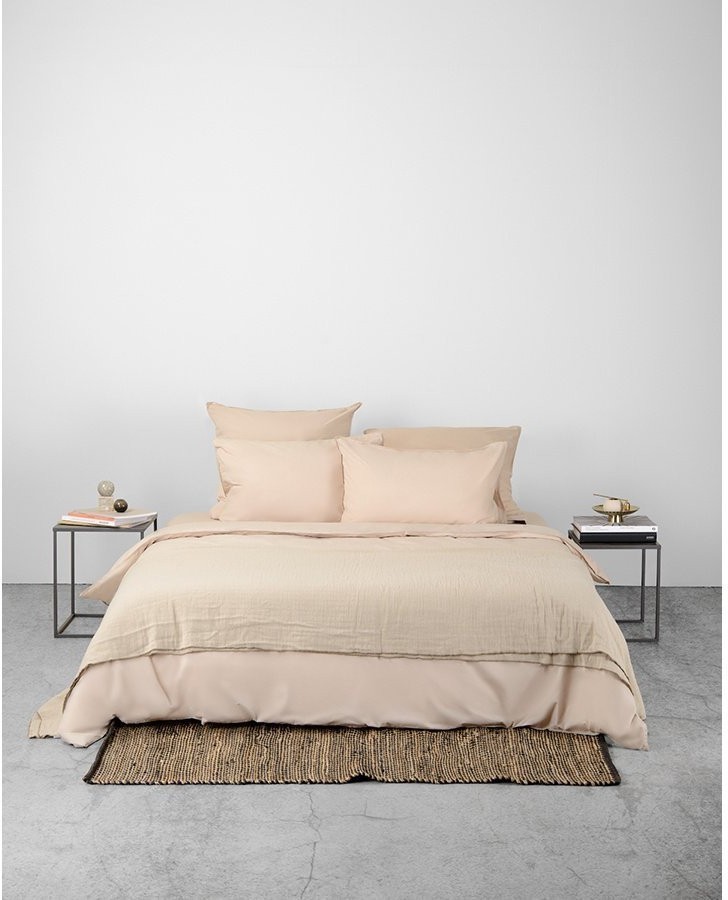 Набор из двух наволочек бежевого цвета из органического стираного хлопка из коллекции essential, 50х70 см (69377)