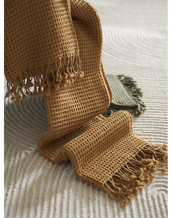 Плед из шерсти цвета охры из коллекции essential, 130х180 см (77088)