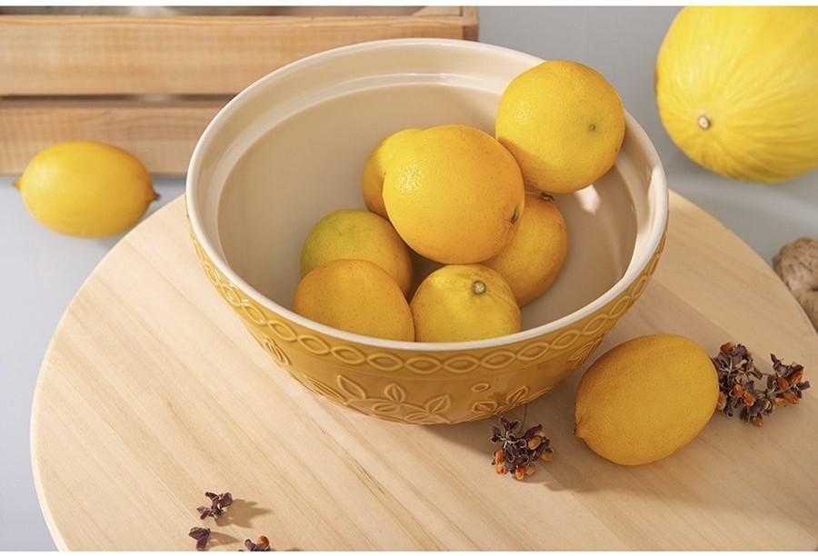 Миска горчичного цвета с рельефным узором Ягоды Тайги из коллекции russian north, 1,5 л (74286)