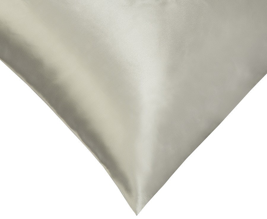 Наволочка из натурального шелка светло-серого цвета из коллекции essential, 50х70 см (76097)