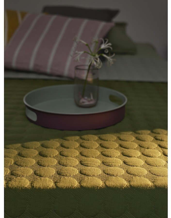 Покрывало стеганое solid dots оливкового цвета из коллекции essential, 230х250 см (76964)