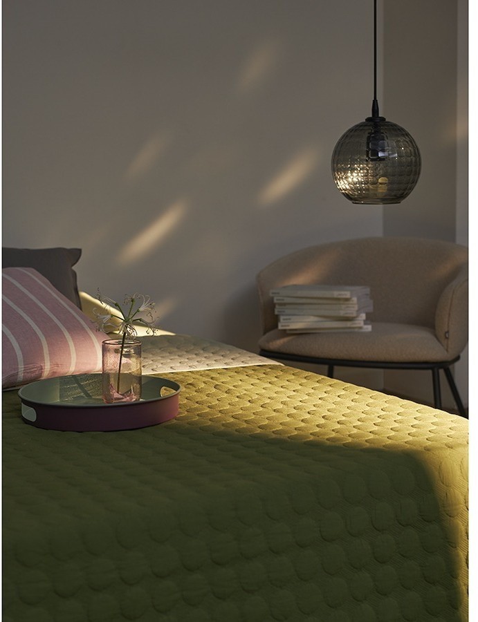 Покрывало стеганое solid dots оливкового цвета из коллекции essential, 230х250 см (76964)