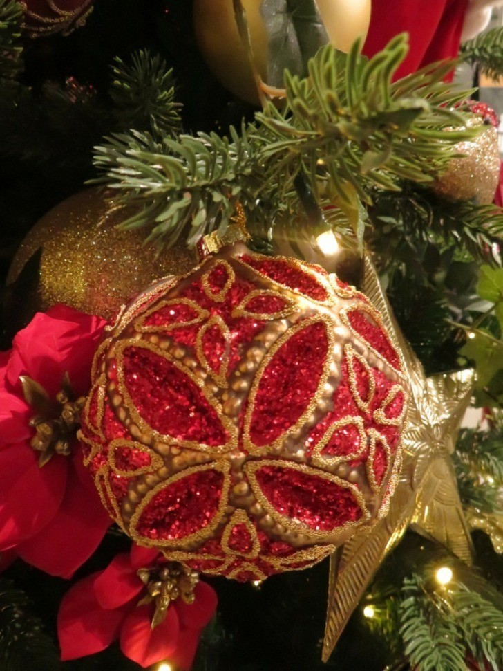 Подвеска шар ø 10 см красный (84381)