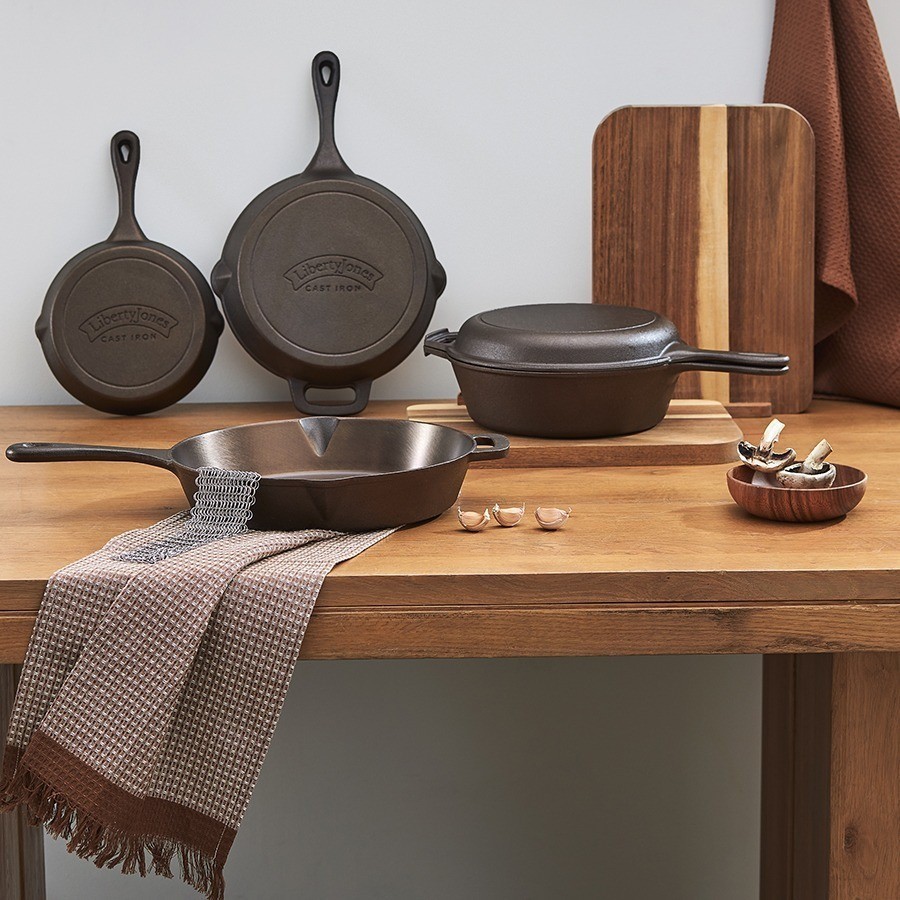 Губка кольчужная для чистки чугуна и нержавеющей стали, 20х15 см (77849)