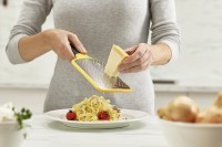 Терка с двумя лезвиями multi-grate, желтая (66882)