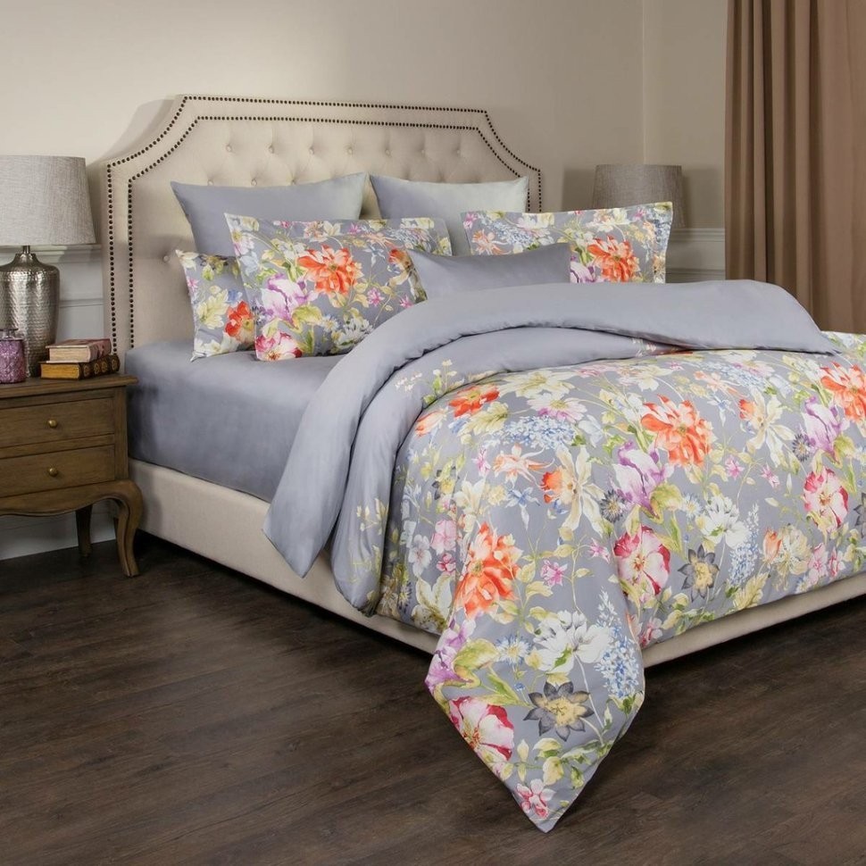 Кпб 1,5 сп "пастораль",хлопок 100%,серый, под 150х215 -1шт., пр 180х220 -1шт., нав 70х50х5-2шт SANTALINO (985-227)