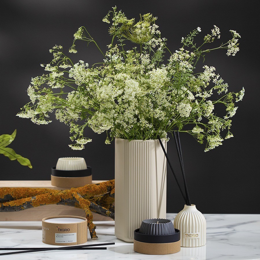 Свеча ароматическая vetiver & black cypress из коллекции edge, серый, 30 ч (75669)