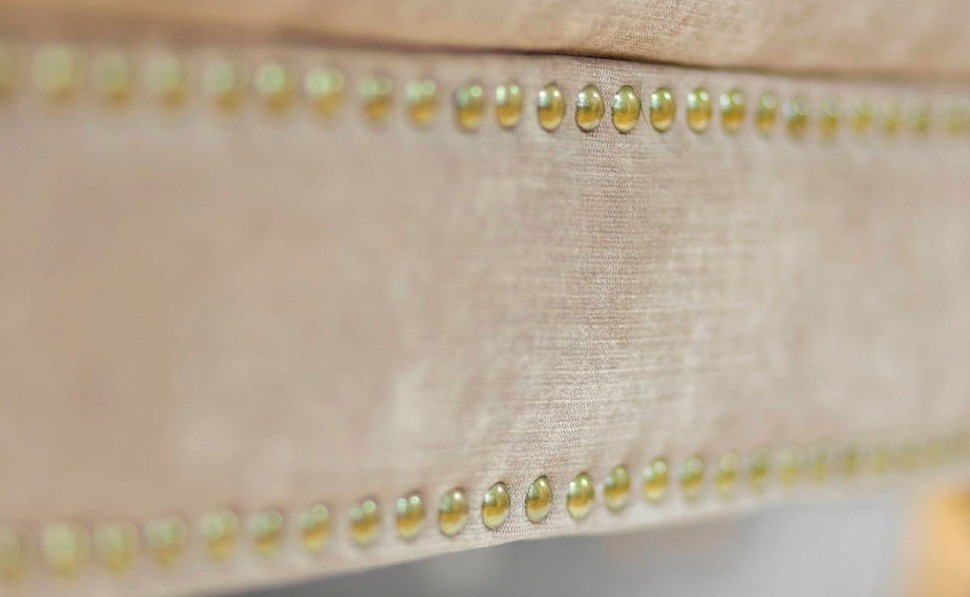 Диван трехместный велюр бежевый 216*90*72см (00002959)