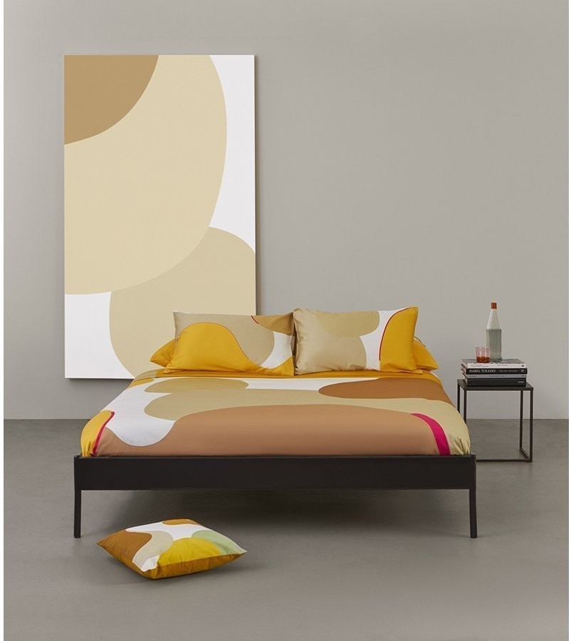 Комплект постельного белья полутораспальный из сатина горчичного цвета с авторским принтом из коллекции freak fruit (70518)