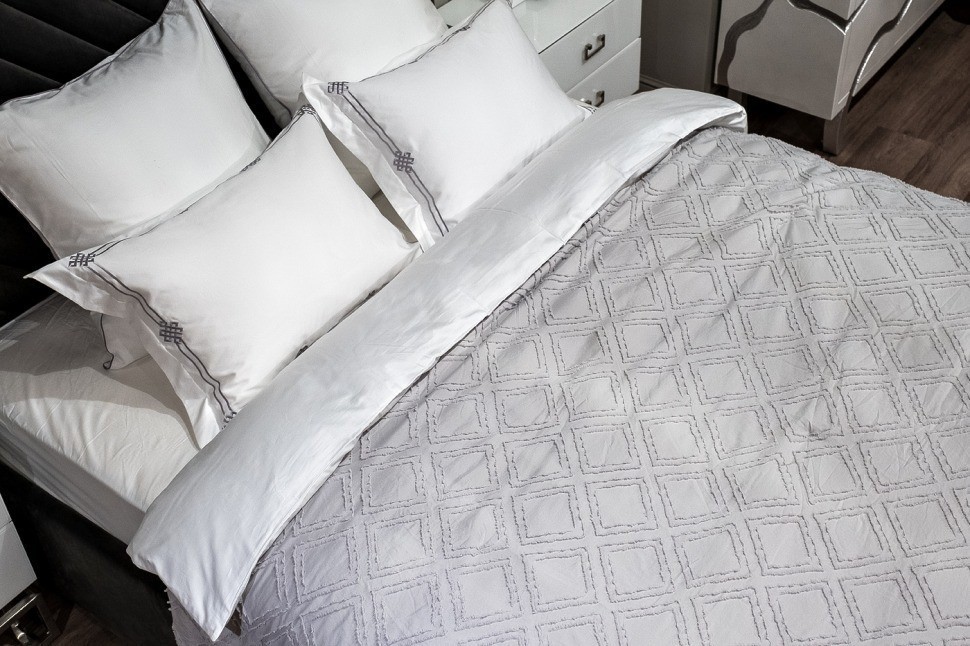 Покрывало Квадро серое 180*230 (TT-00013975)