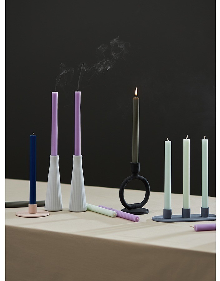 Набор из двух свечей цвета лаванды из коллекции edge, 24,5 см (77669)