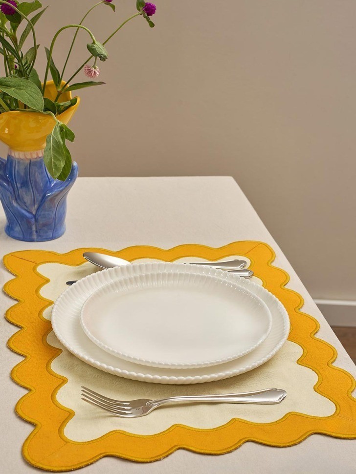 Салфетка под приборы с контрастным кантом горчичного цвета из коллекции trendy ruffles, 35х45 см (78892)