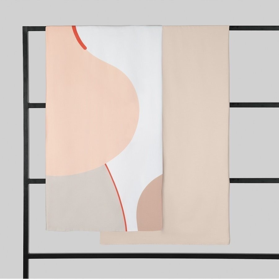 Комплект постельного белья из сатина бежевого цвета с авторским принтом из коллекции freak fruit, 150х200 см (70510)