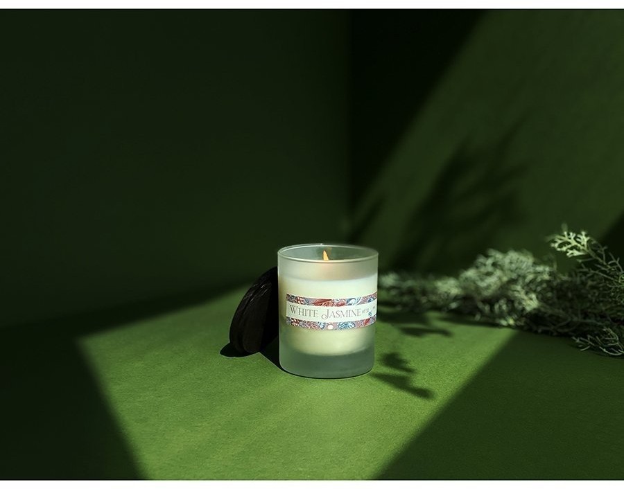 Свеча ароматическая enchanted forest, Белый жасмин, 40 ч (72591)