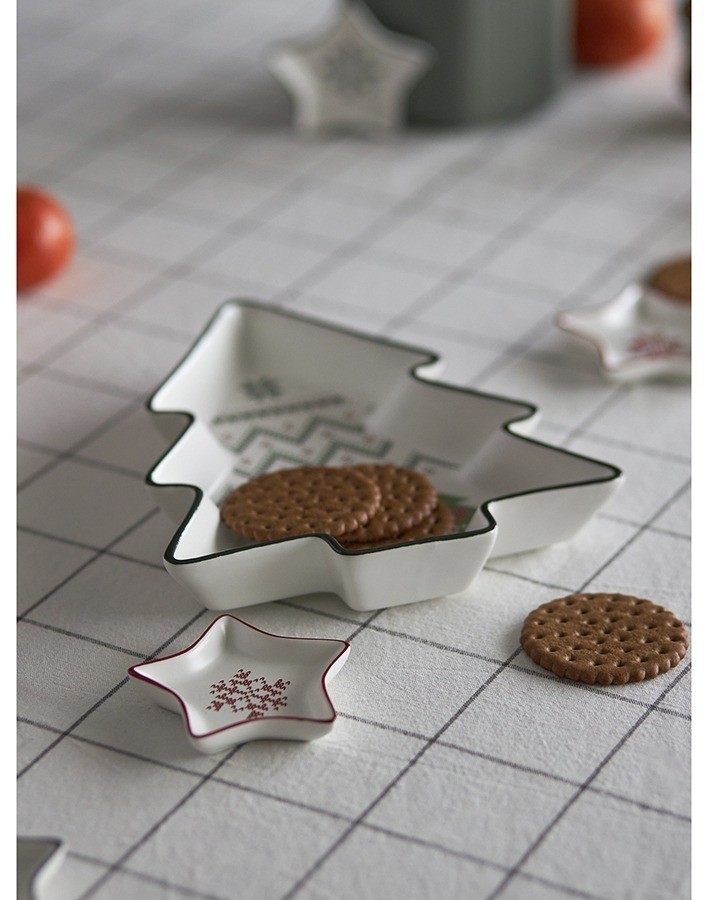 Набор из двух сервировочных тарелок sweet memories из коллекции new year essential (78249)