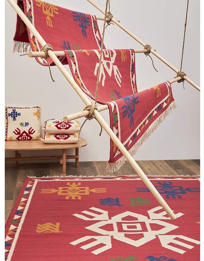 Ковер из шерсти по мотивам чувашских орнаментов из коллекции cultural heritage, 200х300 см (78523)