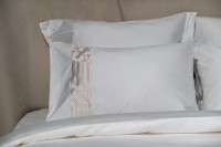 Комплект постельного белья с вышивкой Паллада, золотой, Двуспальный кинг сайз (220*240) (TT-00013970)